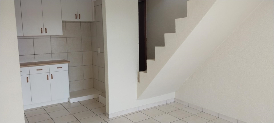 3 Bedroom Property for Sale in Loevenstein Western Cape
